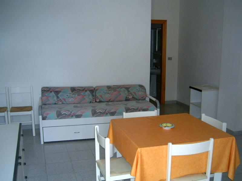 Milano Aparthotel 3*